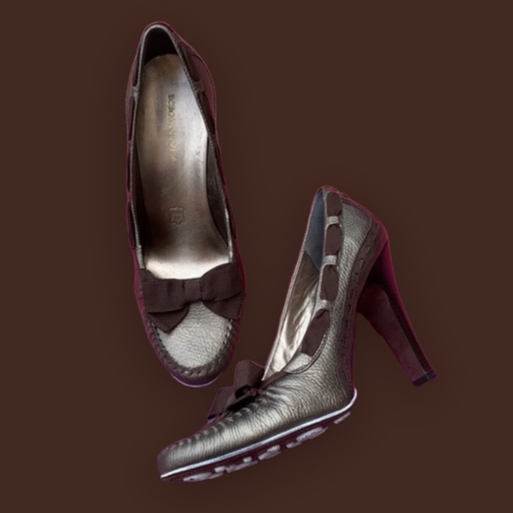 BCBGMAXAZRIA Metallic Leather Ribbon Heels BCBG